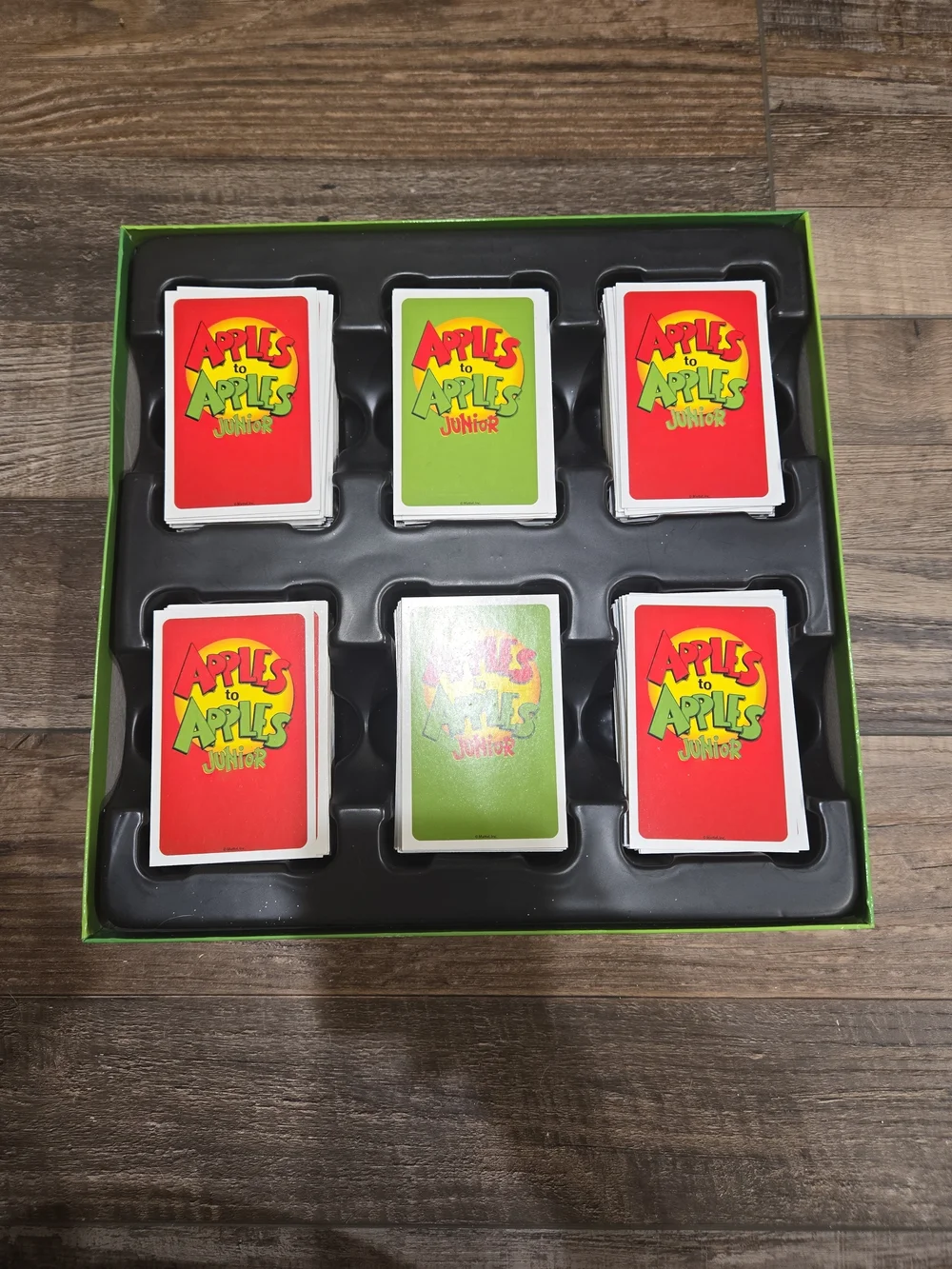 Apples to Apples Junior Kids Party Game - Green
